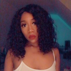 Meet your Posher, Zaria